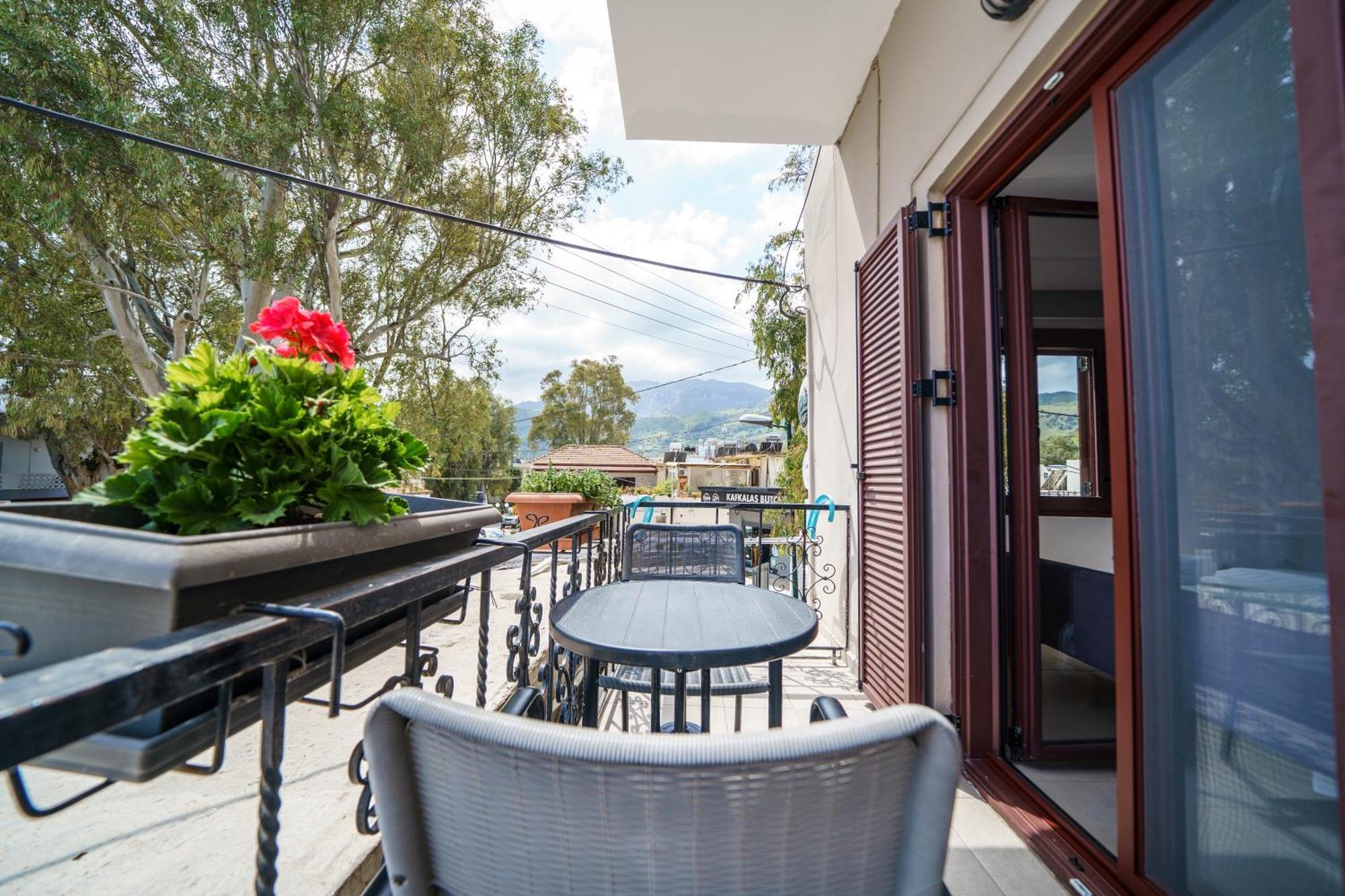 Dimitra & Deslina Luxury Αpartments Apartment Georgioupoli Ngoại thất bức ảnh